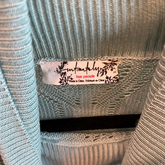 Free People Turtleneck - Picture 2 of 3